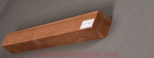 Drewno MAHOŃ na gryf gitary, gr. 72mm