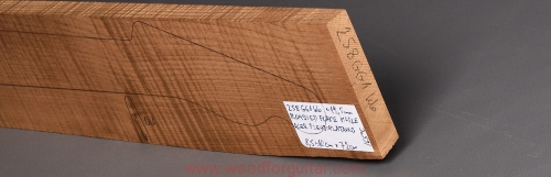 klon-falisty-flame-maple-gryf-neck-1-40