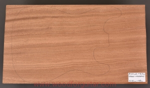 Drewno MAHOŃ na korpus gitary 42.5 mm, 1-cz