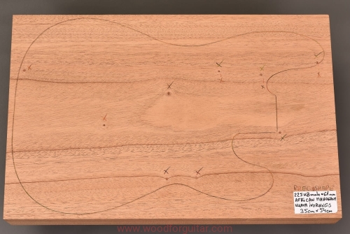 mahogany-bass-guitar-body-40