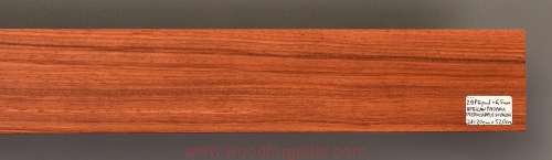 Woodforguitar_padauk_podstrunica_gitary_031