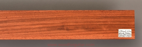 Woodforguitar_padauk_guitar_fingerboard_blank_011