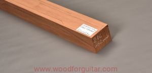 Drewno MAHOŃ na gryf gitary, gr. 67 mm