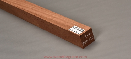 Woodforguitar_mahogany_guitar_neck_blank_1