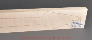 Drewno KLON FALISTY na gryf gitary basowej, 28 mm