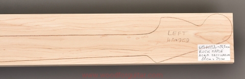 Woodforguitar_31_klon_gryf_gitary.JPG