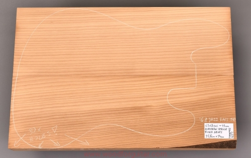 spruce-swierk-wood-for-guitar_502.JPG