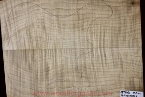 Drewno KLON FALISTY na top, 19.5mm